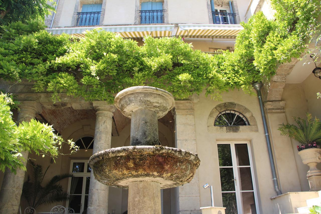 Cinq & Sept Roujan Exterior foto